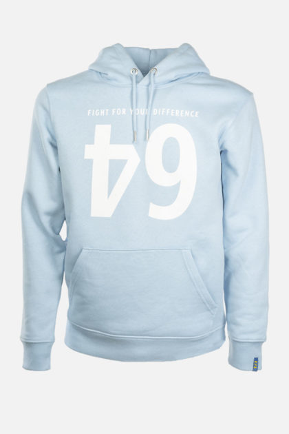 Le hoodie bleu ciel Fight District avec le logo "64"